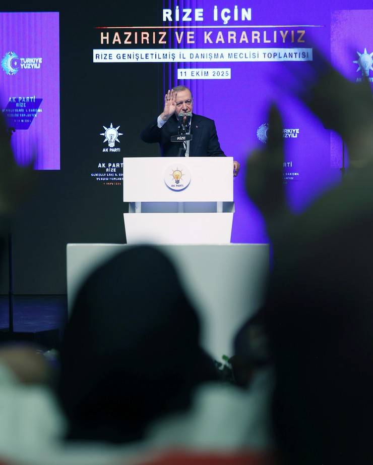 Cumhurbaşkanı Erdoğan, Rize’de "AK Parti Genişletilmiş İl Danışma Meclis Toplantısı"nda konuştu 5