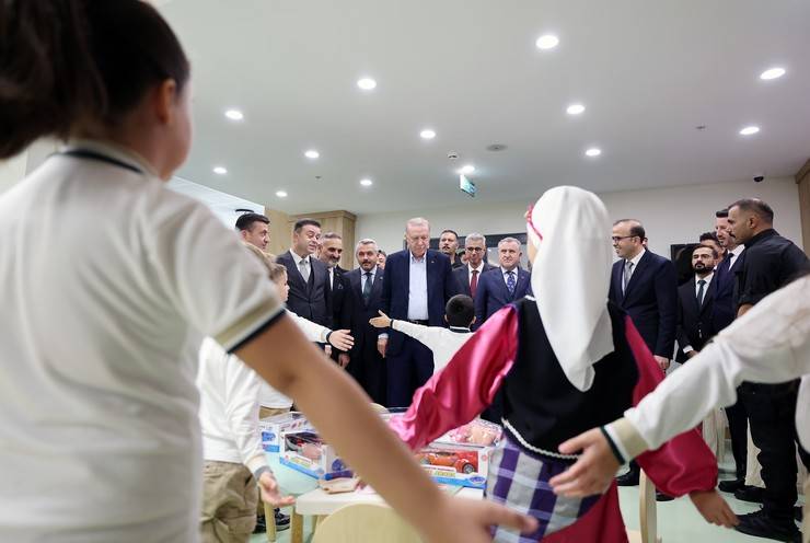 Cumhurbaşkanı Erdoğan, Rize’de "AK Parti Genişletilmiş İl Danışma Meclis Toplantısı"nda konuştu 8