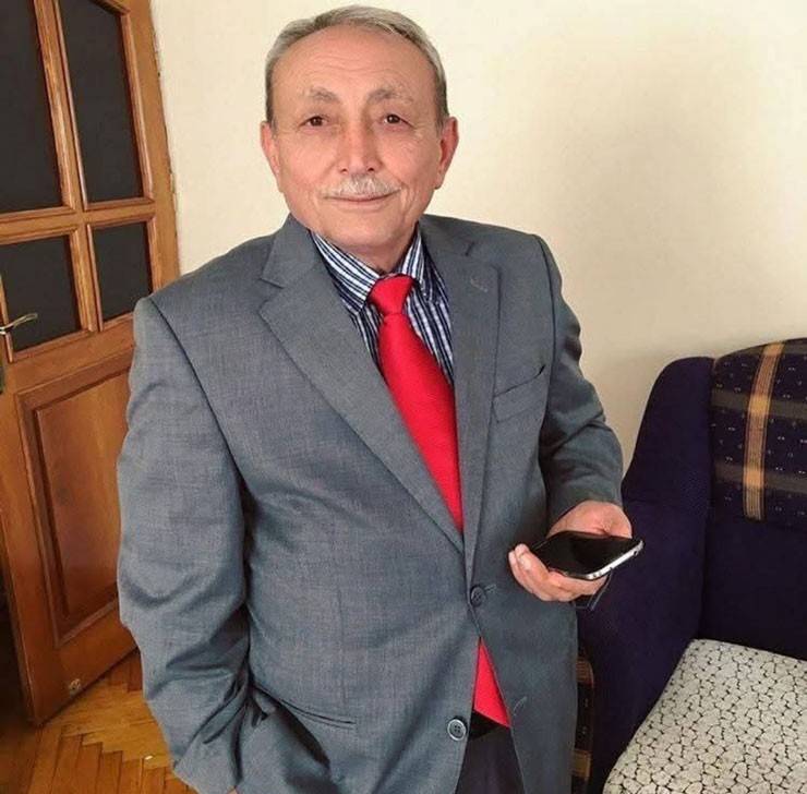 Rize'de karşı yöne geçen otomobilin tırla çarpışması sonucu 3 kişi öldü 1