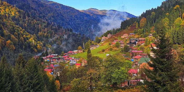 Rize'de Ayder Yaylası'nda sonbahar renkleri hakim oldu