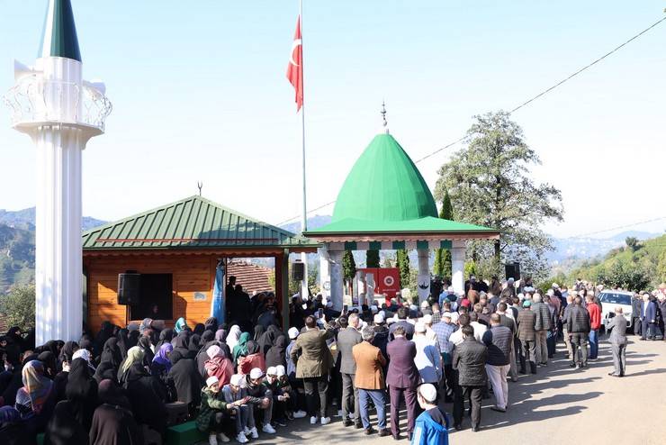 Zavendikli Mustafa Yıldız Hoca Efendi Vefatının 16. Yılında Dualarla Anıldı 20