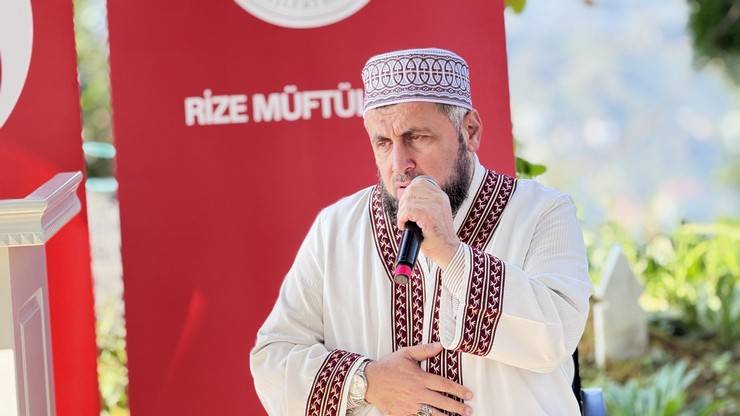 Zavendikli Mustafa Yıldız Hoca Efendi Vefatının 16. Yılında Dualarla Anıldı 21