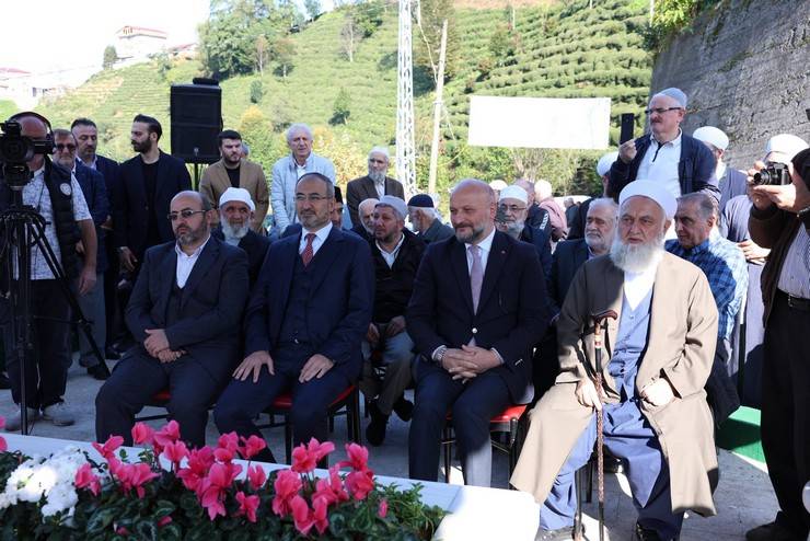 Zavendikli Mustafa Yıldız Hoca Efendi Vefatının 16. Yılında Dualarla Anıldı 23