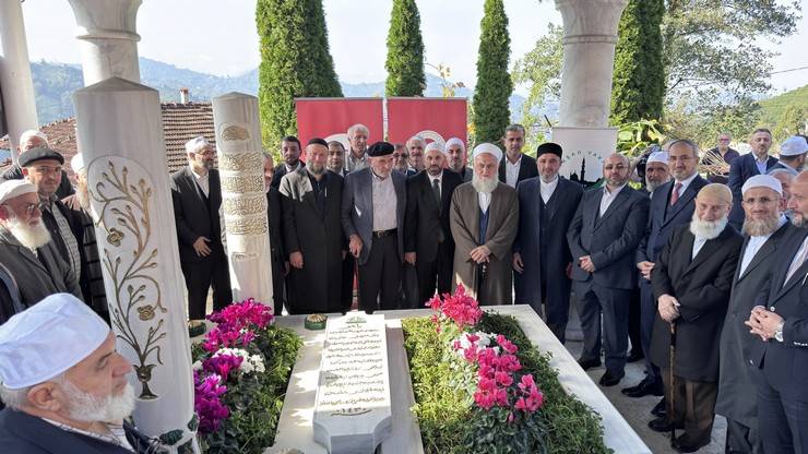 Zavendikli Mustafa Yıldız Hoca Efendi Vefatının 16. Yılında Dualarla Anıldı 7