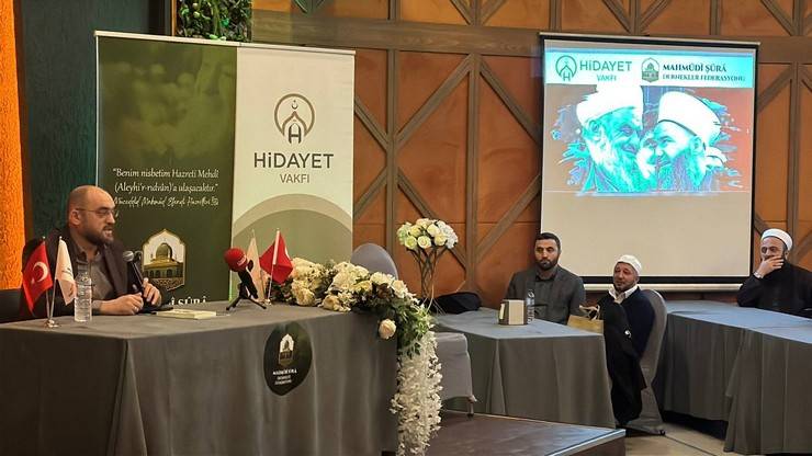 Resul Bölükbaşı Hocaefendi Rize'de Düzenlenen Yoğun Katılımlı Programla Yâd Edildi. Talebesi Cübbeli Ahmet Hoca da Katıldı 19