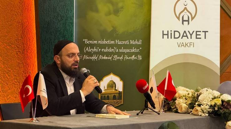 Resul Bölükbaşı Hocaefendi Rize'de Düzenlenen Yoğun Katılımlı Programla Yâd Edildi. Talebesi Cübbeli Ahmet Hoca da Katıldı 21