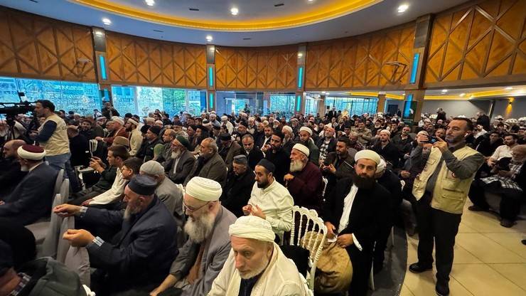 Resul Bölükbaşı Hocaefendi Rize'de Düzenlenen Yoğun Katılımlı Programla Yâd Edildi. Talebesi Cübbeli Ahmet Hoca da Katıldı 3