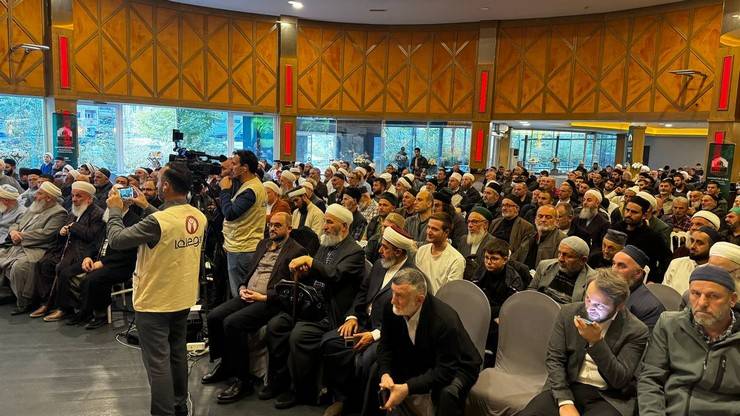 Resul Bölükbaşı Hocaefendi Rize'de Düzenlenen Yoğun Katılımlı Programla Yâd Edildi. Talebesi Cübbeli Ahmet Hoca da Katıldı 31