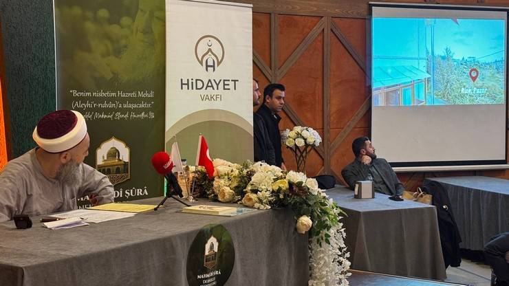 Resul Bölükbaşı Hocaefendi Rize'de Düzenlenen Yoğun Katılımlı Programla Yâd Edildi. Talebesi Cübbeli Ahmet Hoca da Katıldı 33