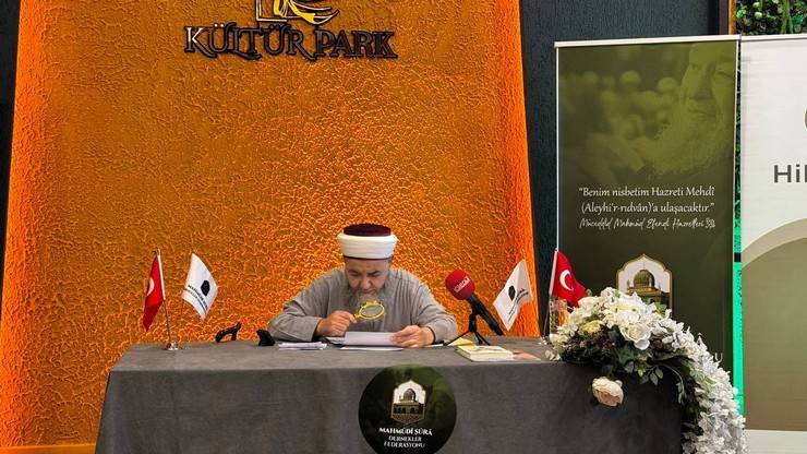 Resul Bölükbaşı Hocaefendi Rize'de Düzenlenen Yoğun Katılımlı Programla Yâd Edildi. Talebesi Cübbeli Ahmet Hoca da Katıldı 34