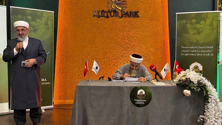 Resul Bölükbaşı Hocaefendi Rize'de Düzenlenen Yoğun Katılımlı Programla Yâd Edildi. Talebesi Cübbeli Ahmet Hoca da Katıldı 36