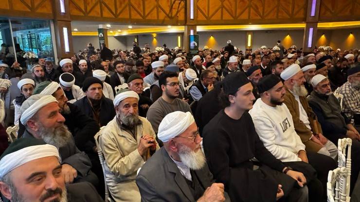 Resul Bölükbaşı Hocaefendi Rize'de Düzenlenen Yoğun Katılımlı Programla Yâd Edildi. Talebesi Cübbeli Ahmet Hoca da Katıldı 8