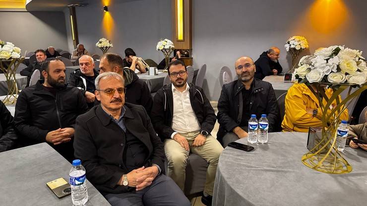 Resul Bölükbaşı Hocaefendi Rize'de Düzenlenen Yoğun Katılımlı Programla Yâd Edildi. Talebesi Cübbeli Ahmet Hoca da Katıldı 9