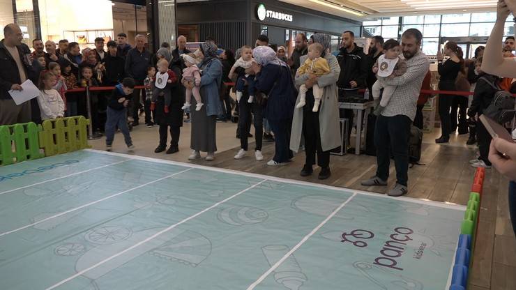 Rize'de bebek emekleme yarışması düzenlendi 15