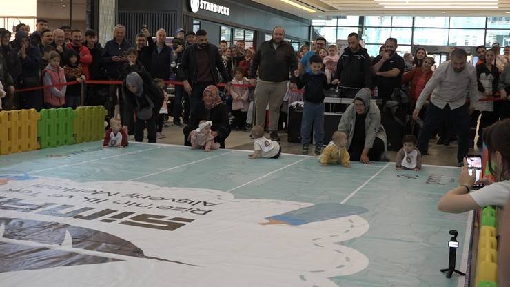 Rize'de bebek emekleme yarışması düzenlendi 16