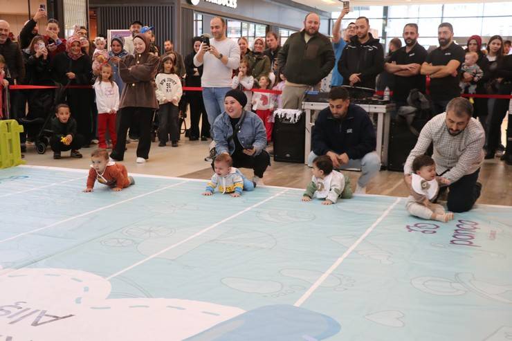 Rize'de bebek emekleme yarışması düzenlendi 4