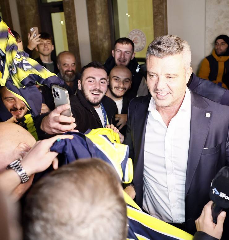 Fenerbahçe kafilesi, Rize’ye geldi 18