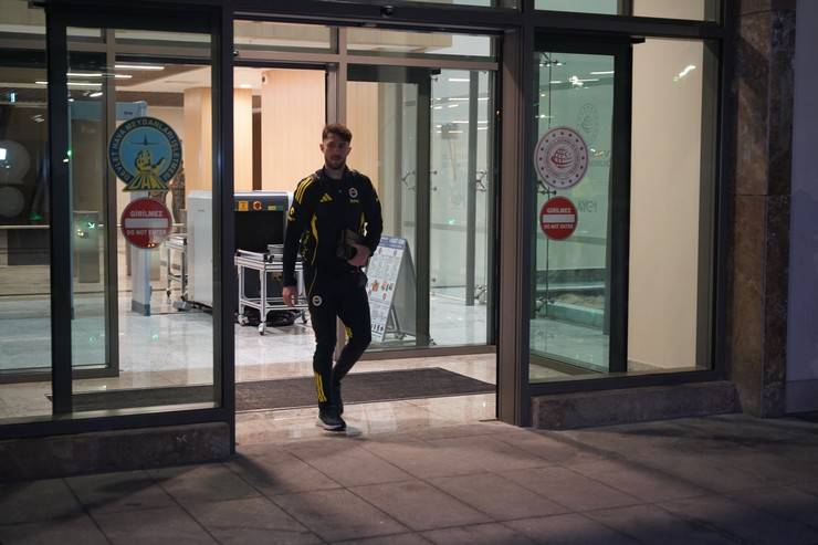 Fenerbahçe kafilesi, Rize’ye geldi 36