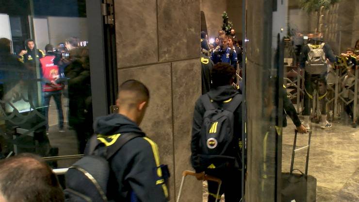 Fenerbahçe kafilesi, Rize’ye geldi 6