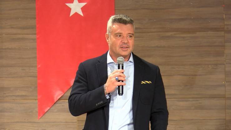 Fenerbahçe Kulübü Başkanı Sadettin Saran, Rize'de 12