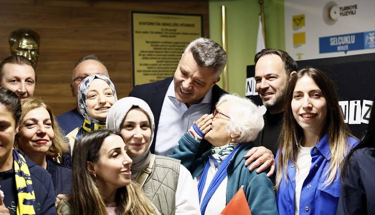 Fenerbahçe Kulübü Başkanı Sadettin Saran, Rize'de 24