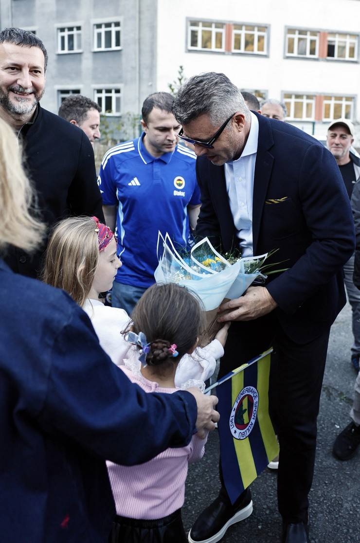 Fenerbahçe Kulübü Başkanı Sadettin Saran, Rize'de 38