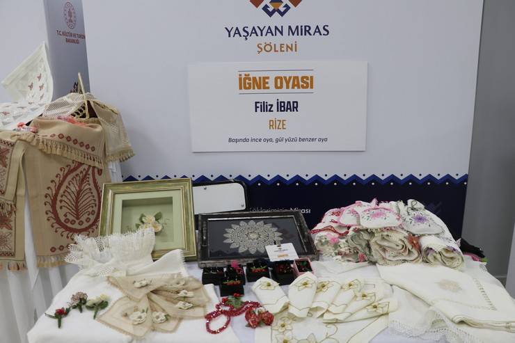 Rize'de düzenlenen "Yaşayan Miras Şöleni" sona erdi. 4
