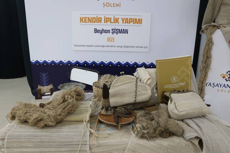 Rize'de düzenlenen "Yaşayan Miras Şöleni" sona erdi. 6