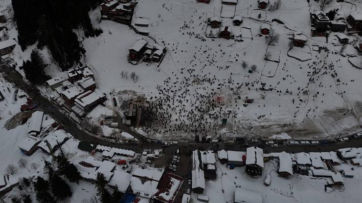 Rize'de Ayder Kardan Adam Kış Festivali başladı 34