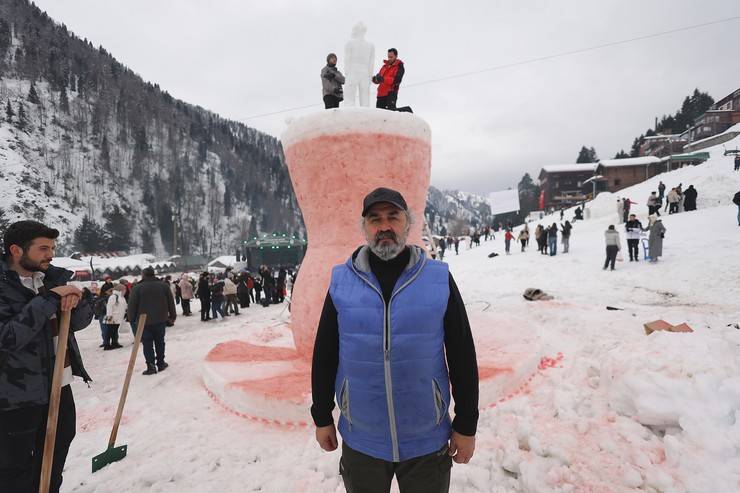 Rize'de Ayder Kardan Adam Kış Festivali başladı 50