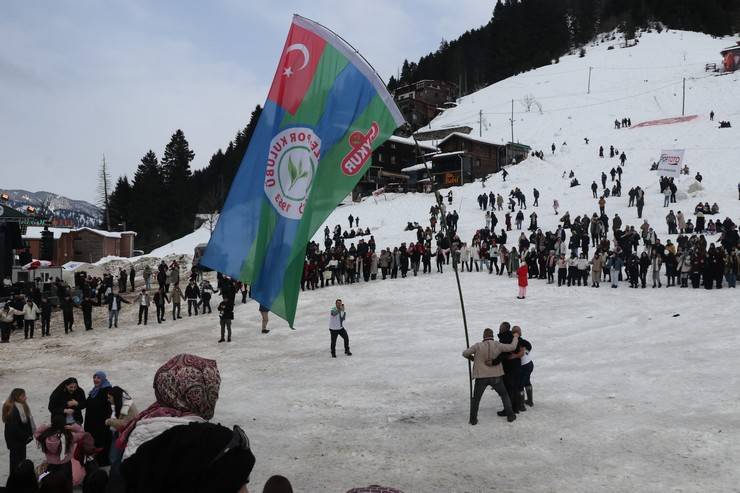 Rize'de Ayder Kardan Adam Kış Festivali gerçekleştirildi 11