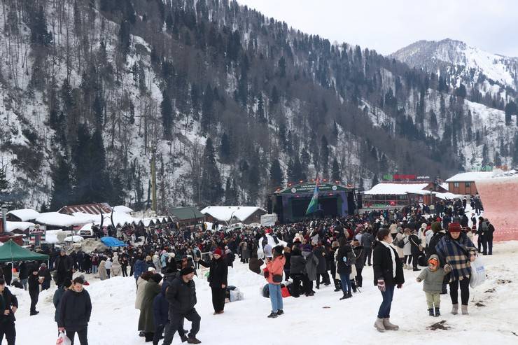 Rize'de Ayder Kardan Adam Kış Festivali gerçekleştirildi 14
