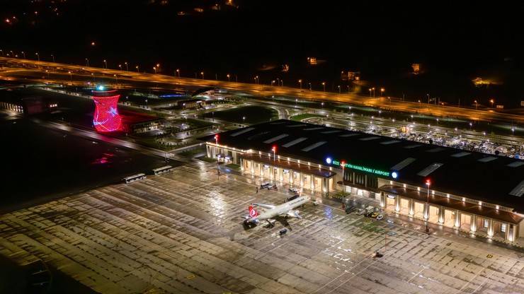 Karadeniz'de 'mavi' dönüşüm; 662 futbol sahası büyüklüğündeki dolgu üzerinde 'Yeni Rize' 1