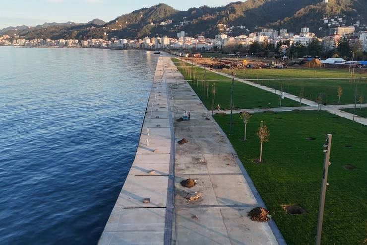 Karadeniz'de 'mavi' dönüşüm; 662 futbol sahası büyüklüğündeki dolgu üzerinde 'Yeni Rize' 10