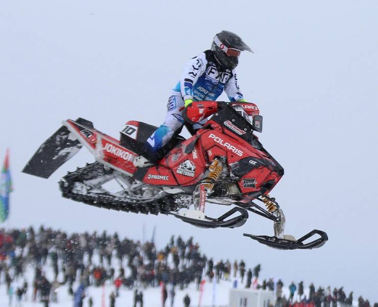 Dünya Kar Motosikleti Şampiyonası'nda sıralama yarışları yapıldı 12