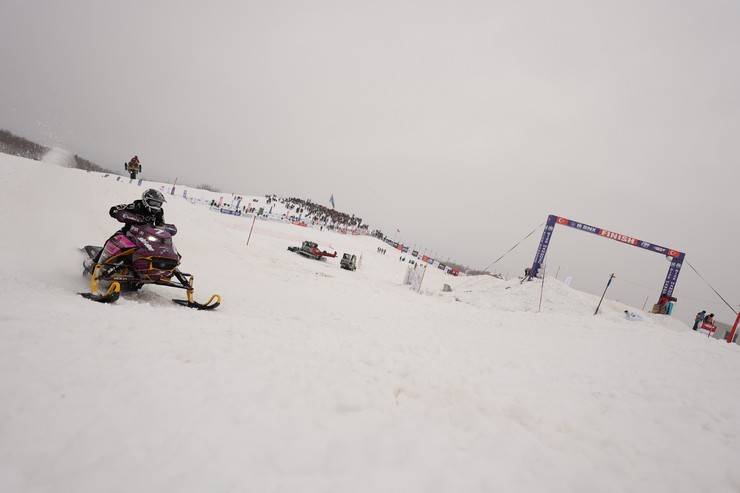 Dünya Kar Motosikleti Şampiyonası'nda sıralama yarışları yapıldı 27
