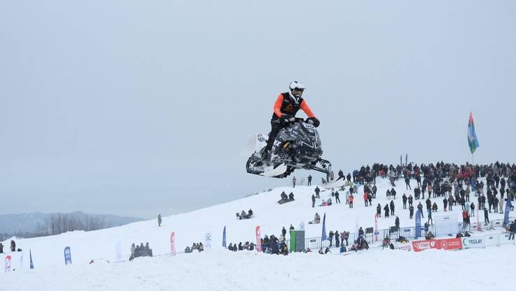 Dünya Kar Motosikleti Şampiyonası'nda sıralama yarışları yapıldı 36