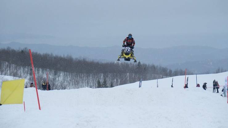 Dünya Kar Motosikleti Şampiyonası'nda sıralama yarışları yapıldı 48