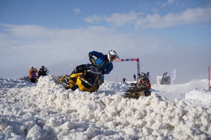 Dünya Rize’yi İzledi: SNX Türkiye Final Yarışlarıyla Nefes Kesti! 103