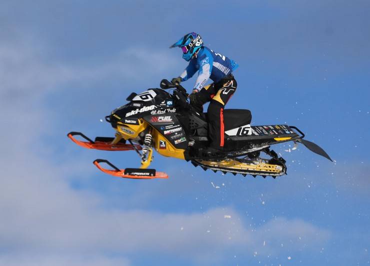 Dünya Rize’yi İzledi: SNX Türkiye Final Yarışlarıyla Nefes Kesti! 16