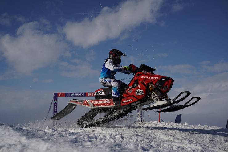 Dünya Rize’yi İzledi: SNX Türkiye Final Yarışlarıyla Nefes Kesti! 82