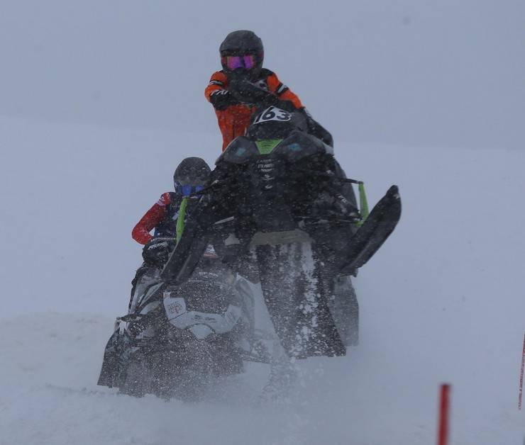 "Yeşilay Dünya Kar Motosikleti Şampiyonası"nın Türkiye etabı yapıldı 10