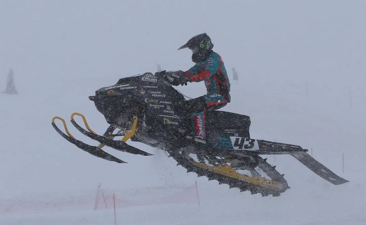 "Yeşilay Dünya Kar Motosikleti Şampiyonası"nın Türkiye etabı yapıldı 2