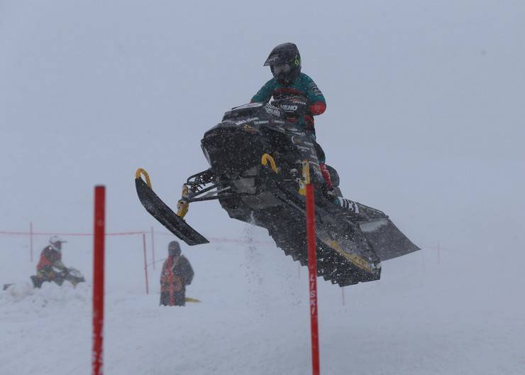 "Yeşilay Dünya Kar Motosikleti Şampiyonası"nın Türkiye etabı yapıldı 3
