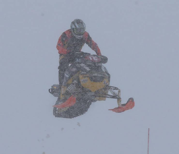 "Yeşilay Dünya Kar Motosikleti Şampiyonası"nın Türkiye etabı yapıldı 7