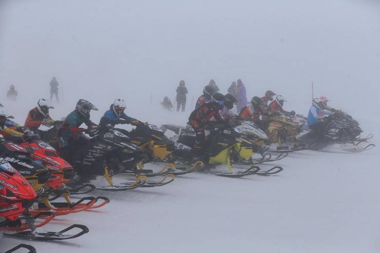 "Yeşilay Dünya Kar Motosikleti Şampiyonası"nın Türkiye etabı tamamlandı 20