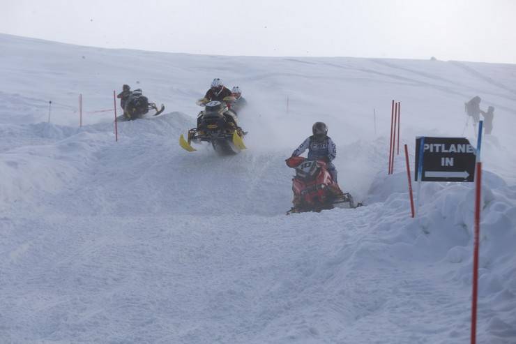 "Yeşilay Dünya Kar Motosikleti Şampiyonası"nın Türkiye etabı tamamlandı 24