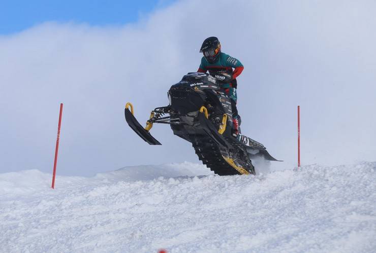 "Yeşilay Dünya Kar Motosikleti Şampiyonası"nın Türkiye etabı tamamlandı 25