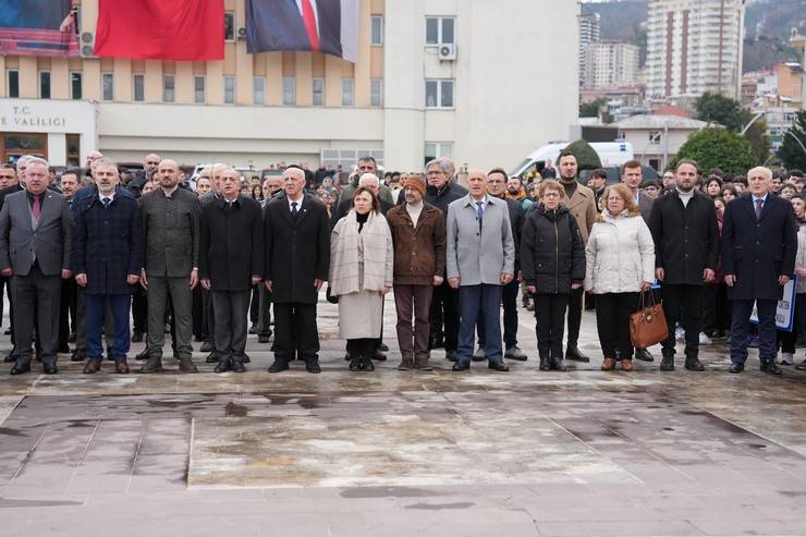 Rize’de 2 Mart Coşkusu: Kurtuluşun 108. Yılı Kutlandı 1