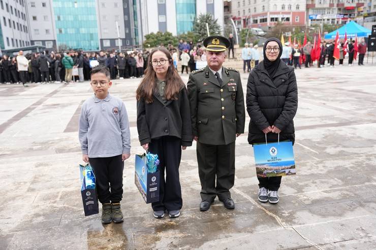Rize’de 2 Mart Coşkusu: Kurtuluşun 108. Yılı Kutlandı 13